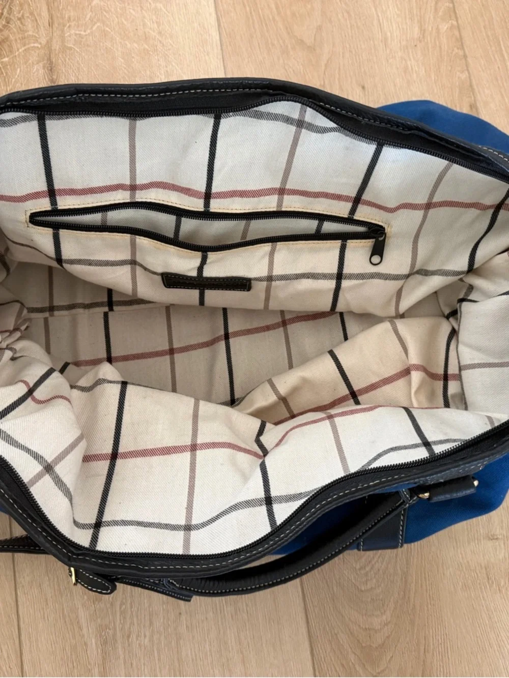 Barrington Duffle Bag.